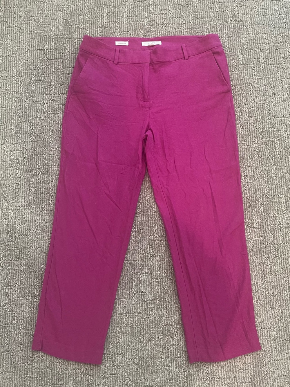 LOFT fuchsia cropped ankle pants